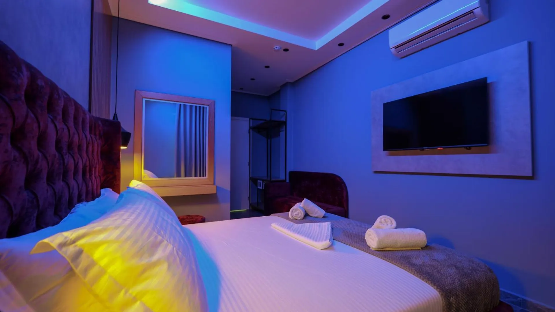 Hotel Piramida Ksamil