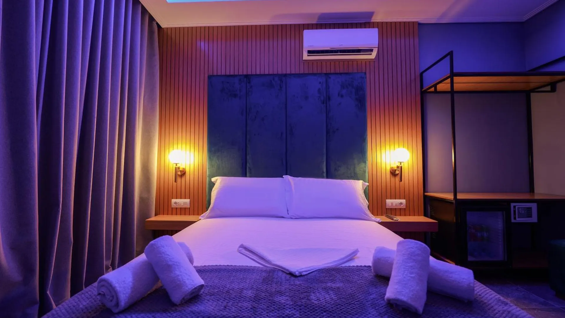 Hotel Piramida Ksamil