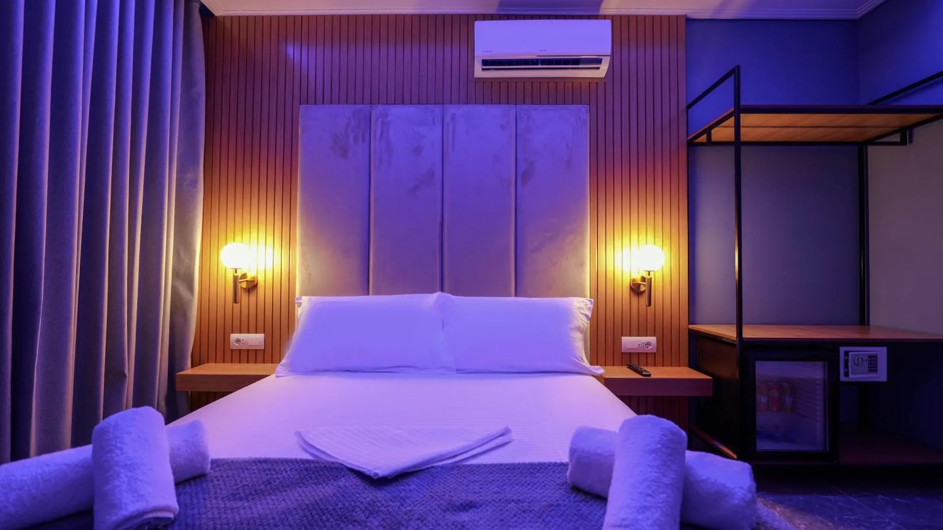 Hotel Piramida Ksamil