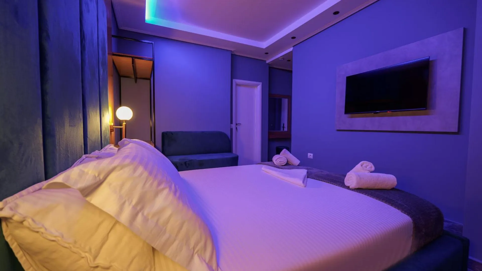 Hotel Piramida Ksamil