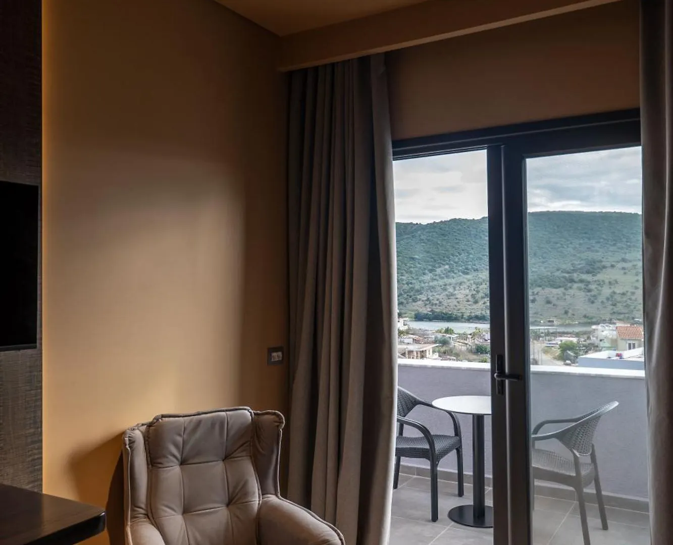 Hotel Piramida Ksamil