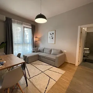 Square 21 Apartment Tirana