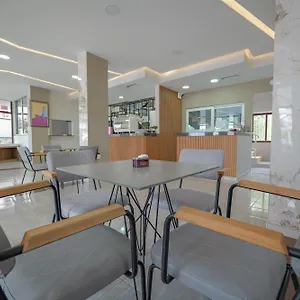 Otel Kroi, Ksamil