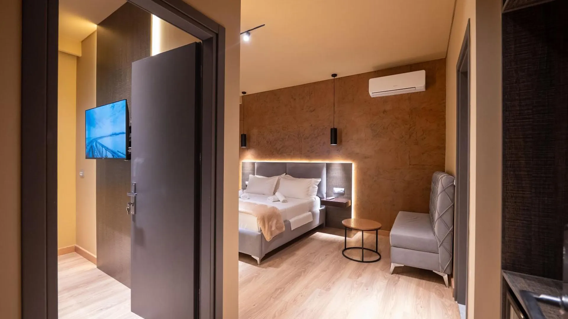 Hotel Piramida Ksamil