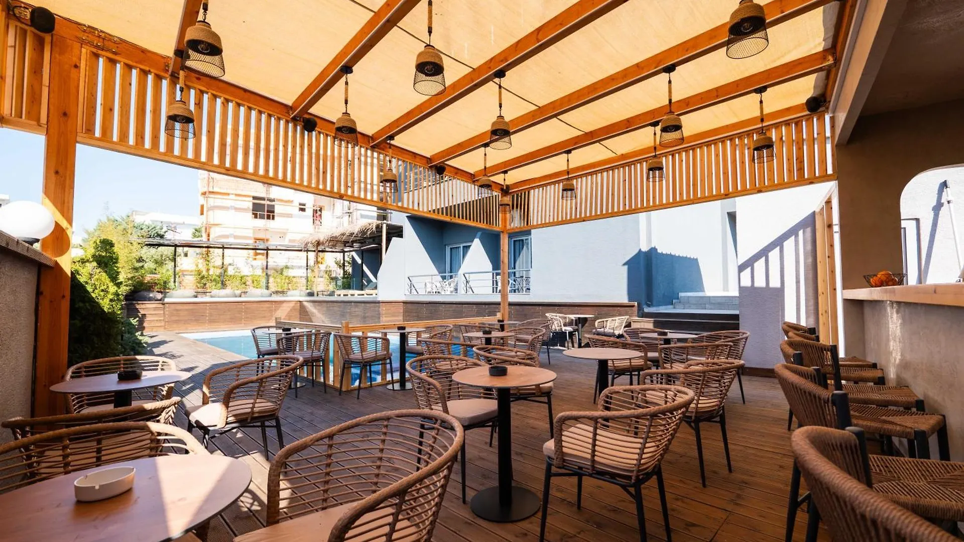 Hotel Piramida Ksamil 4*,  Albania
