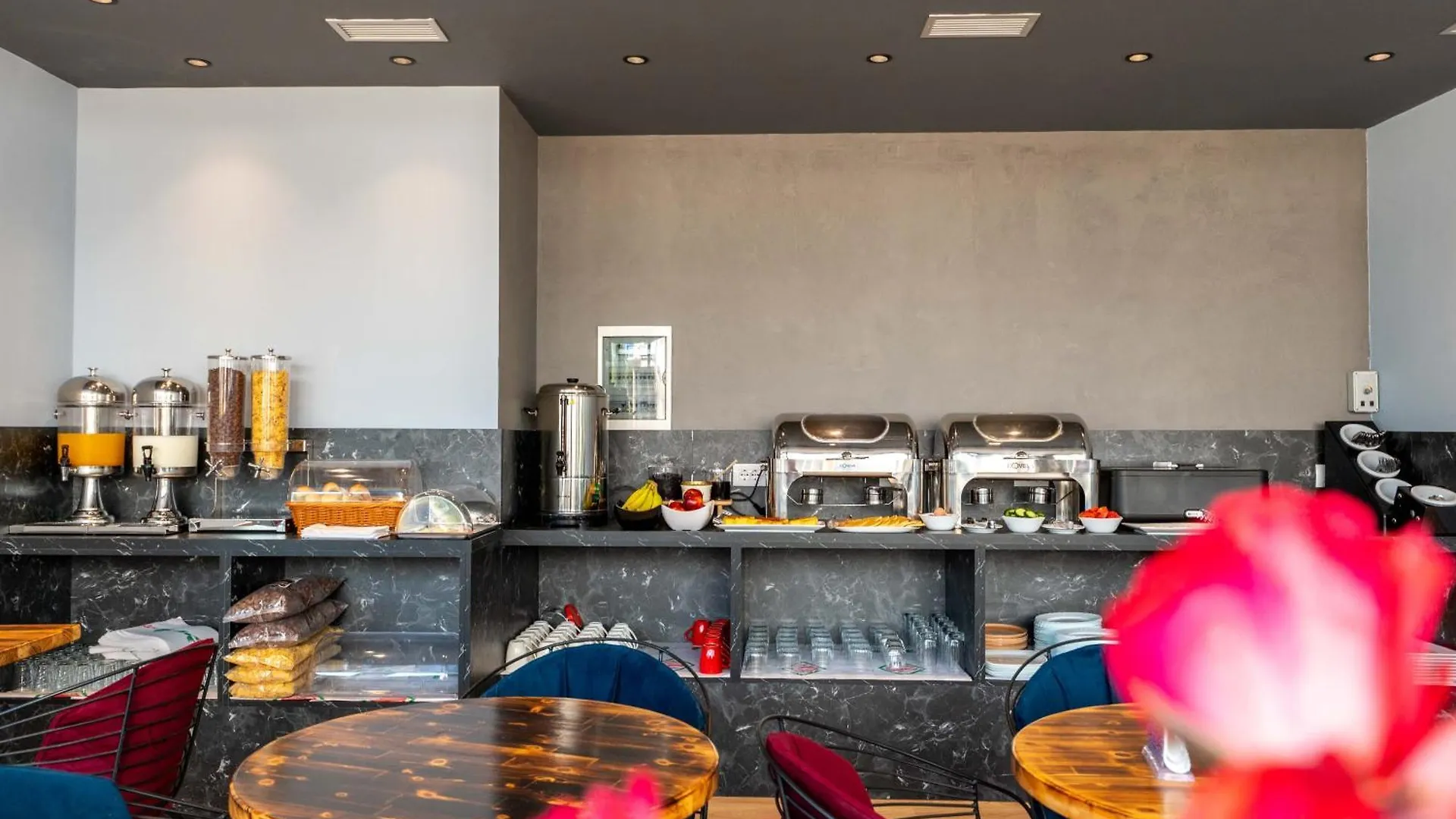 ****  Hotel Piramida Ksamil Albania